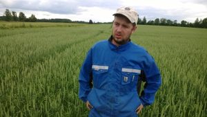 Lauri-Pentjarv.-Arkna-karjatalu.-2015